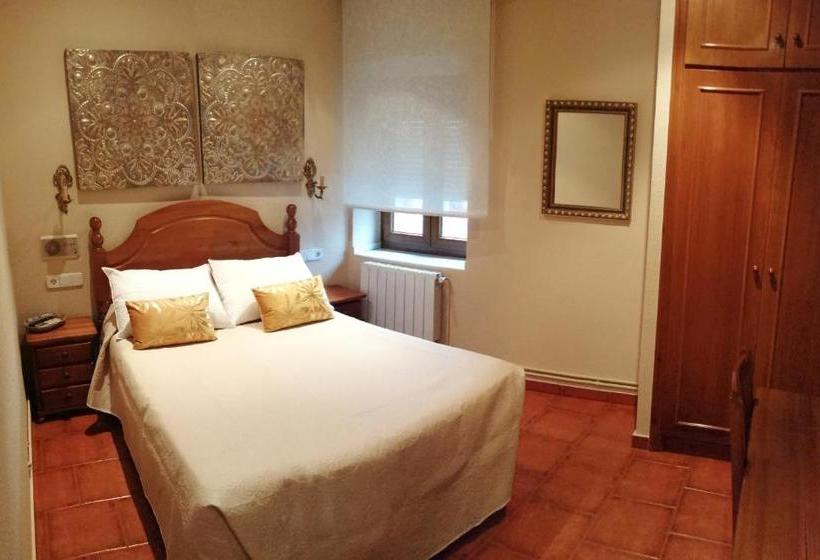 Hotelli Hostal Mizmaya