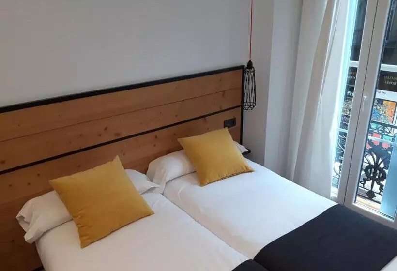 فندق Pension La Perla