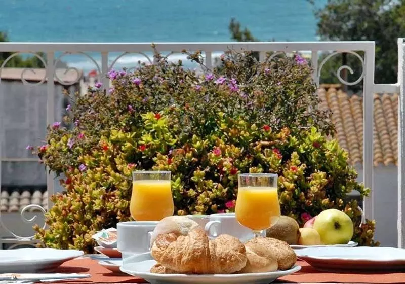 Отель Santa Anna