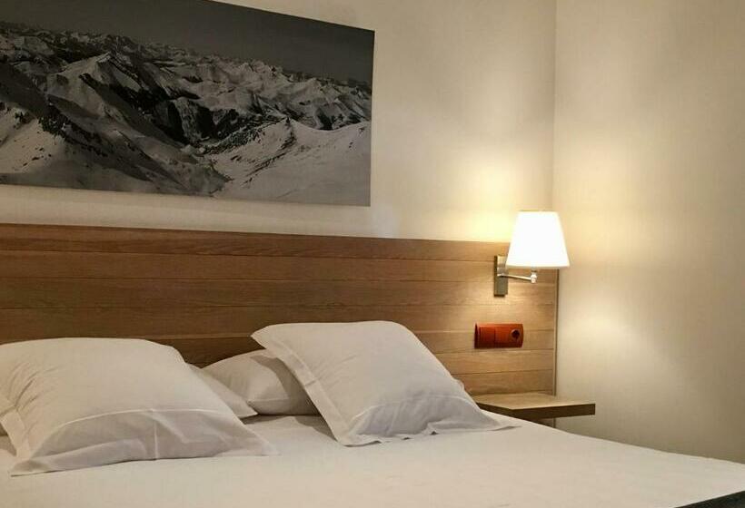 Отель Valdecoro