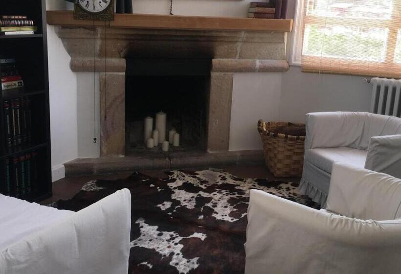 Отель Valdecoro