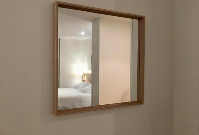 Отель Valdecoro