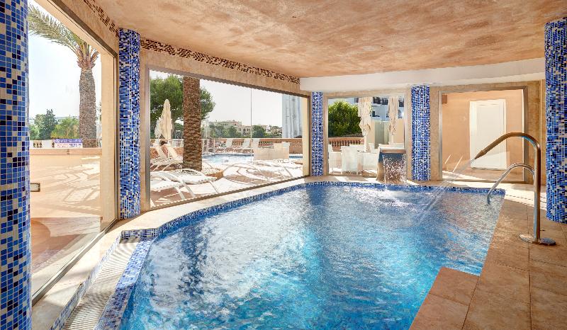 Apartamentos Azul Playa