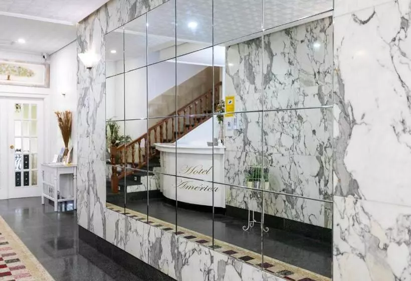 ホテル América Ferrol