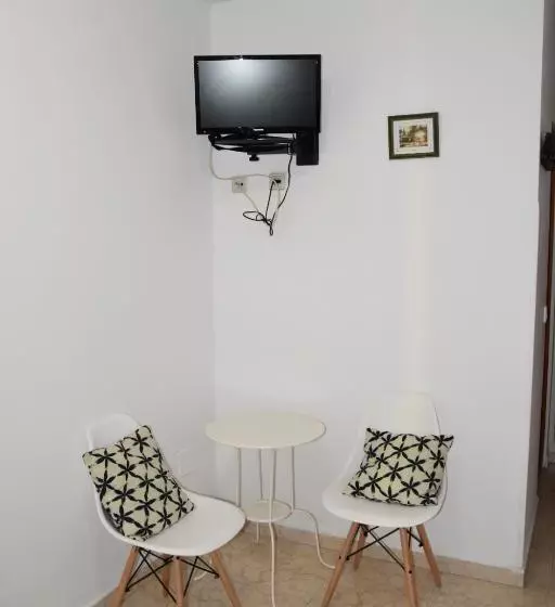 فندق Hostal La Taberna