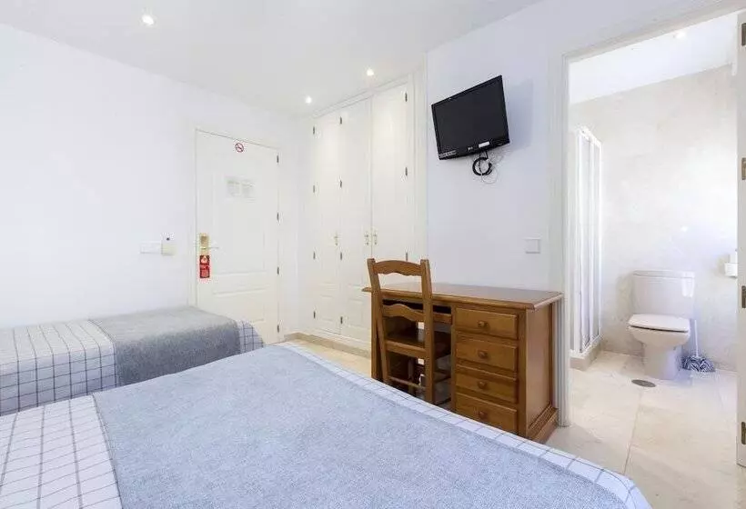 Hostal Castilla Ii Puerta Del Sol