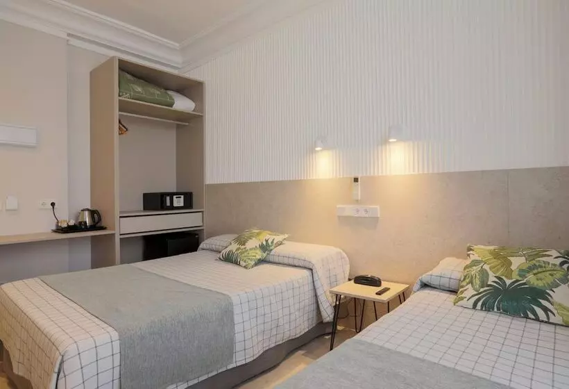 Hostal Castilla Ii Puerta Del Sol