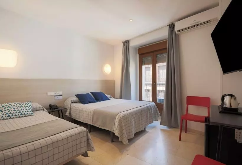 Hostal Castilla Ii Puerta Del Sol