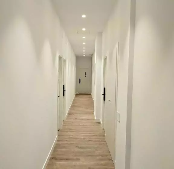 Hostal Manuela By Gaiarooms