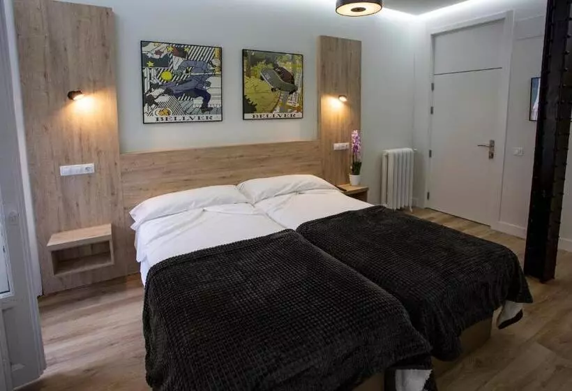 Hostal Manuela By Gaiarooms