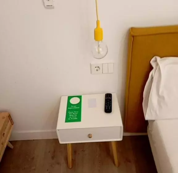 Hostal Manuela By Gaiarooms