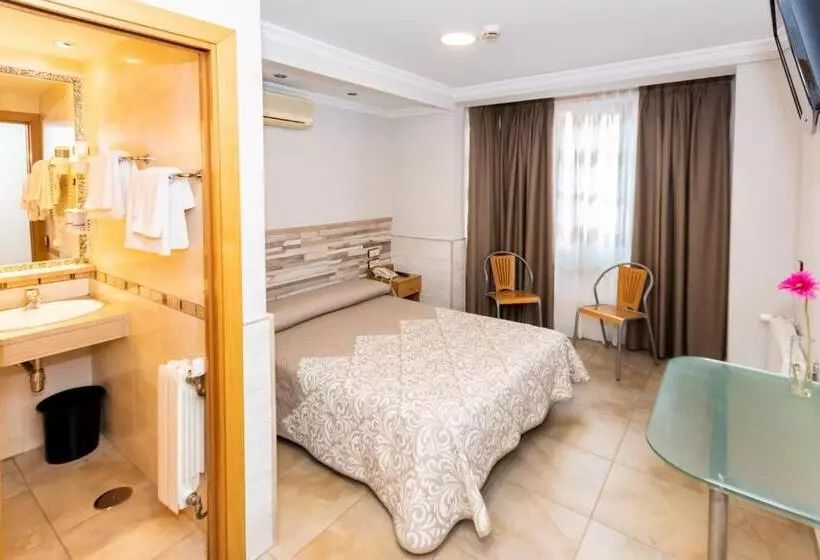 Hostal Viky