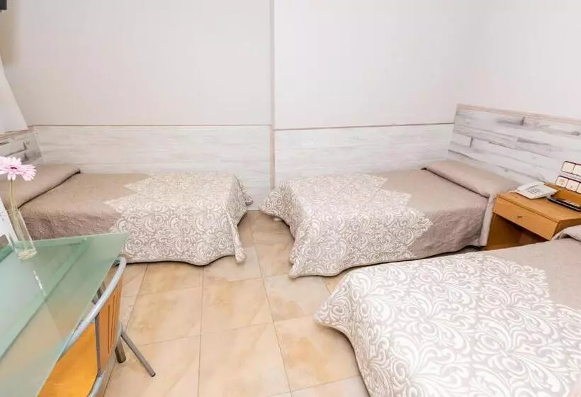 Hostal Viky