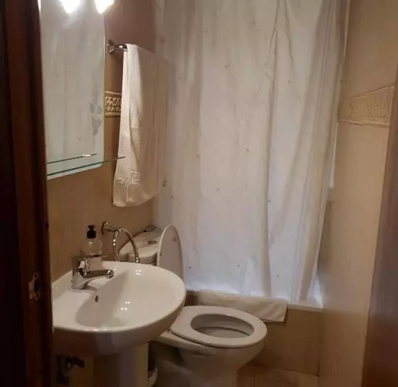 هتل Hostal Oporto