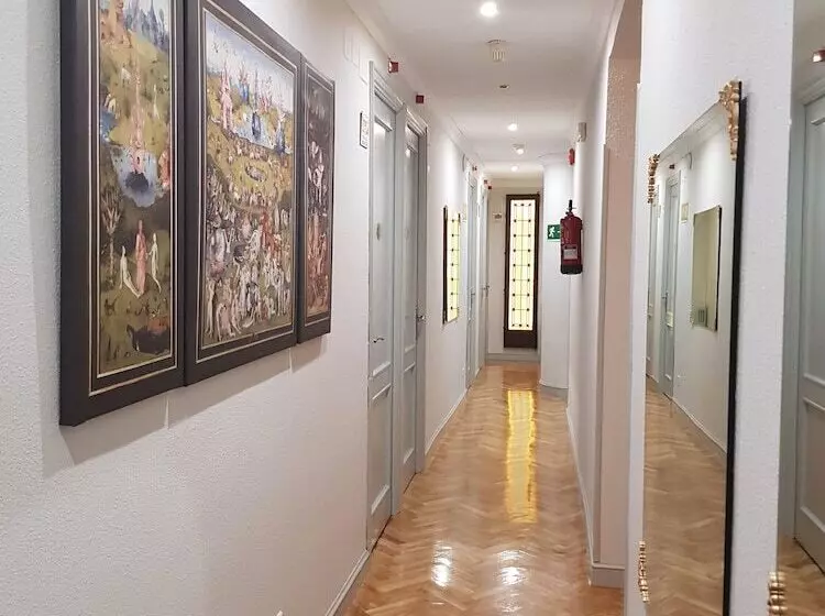 Hostal Aresol