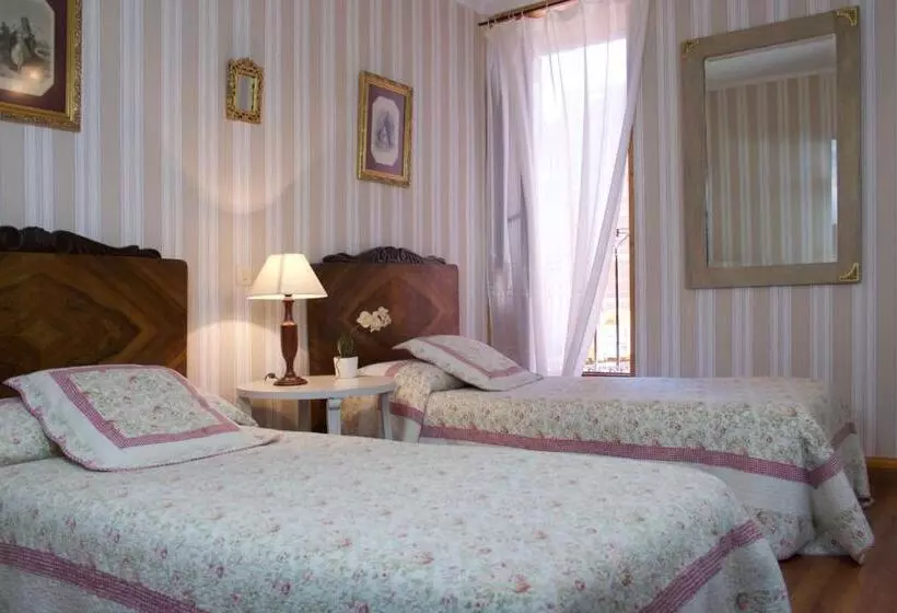 Hotel Hostal El Palacio