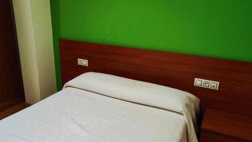 هتل Pension San Roque