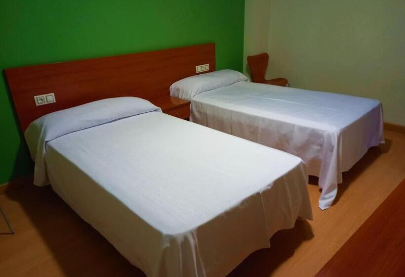 هتل Pension San Roque