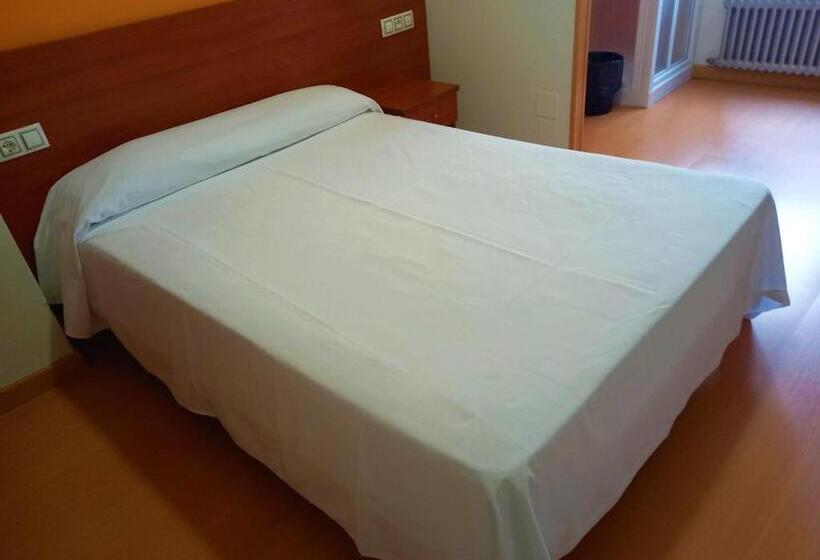 هتل Pension San Roque