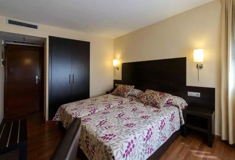 Отель Restaurante La Peseta