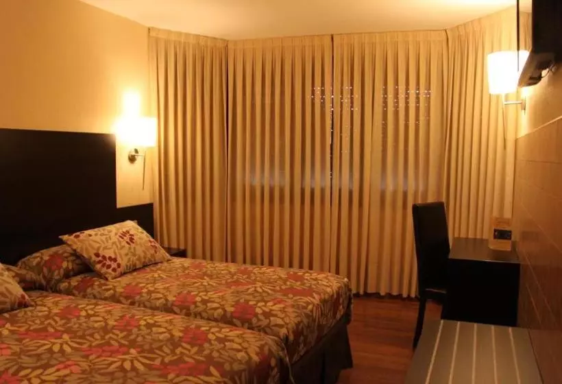 Отель Restaurante La Peseta