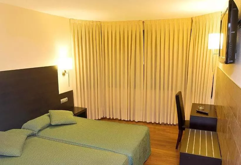 Отель Restaurante La Peseta