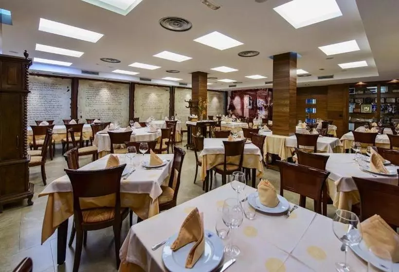 Отель Restaurante La Peseta
