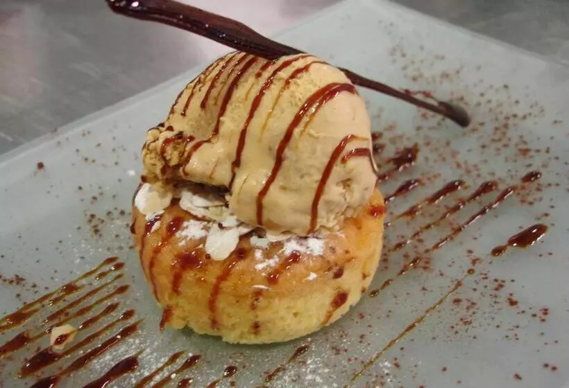 Отель Restaurante La Peseta