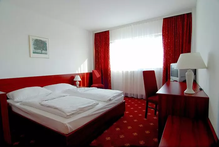 Airo Hotel Tower
