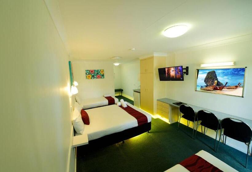 בית מלון כפרי Aspley Motor Inn