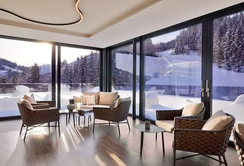 Отель Kaiserhof Superior