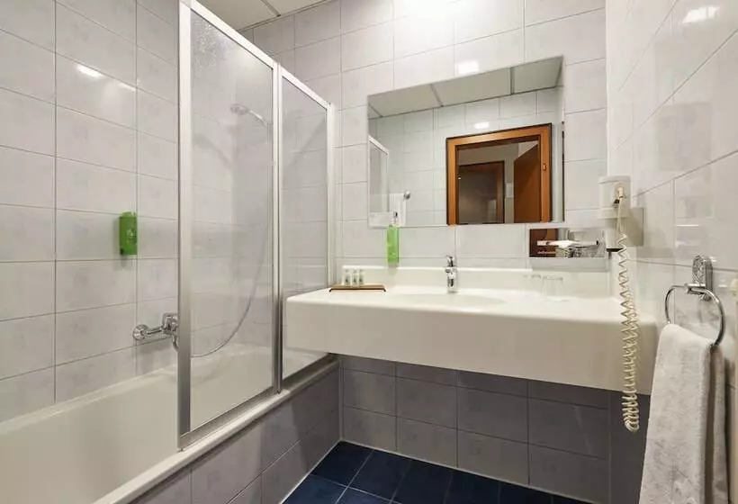 בית מלון כפרי Landskron