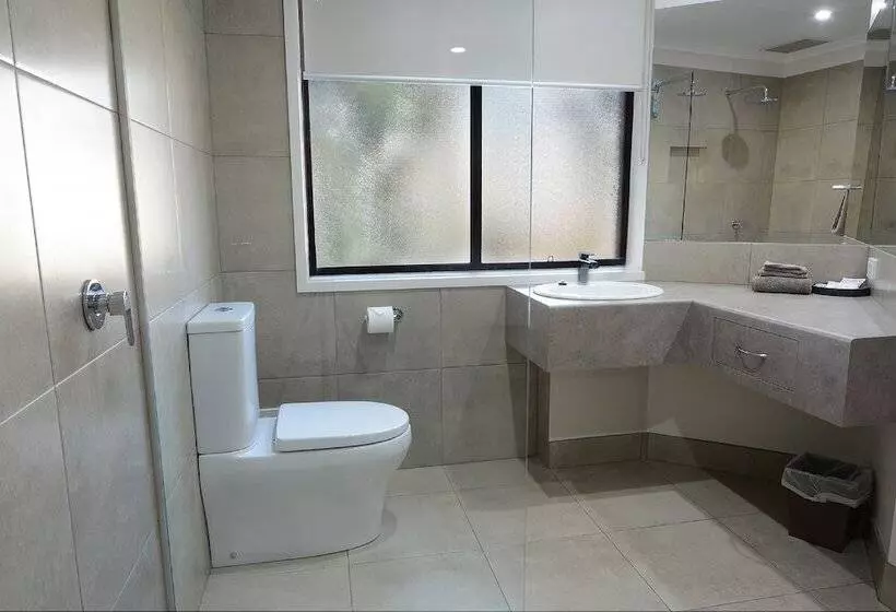 Central Deborah Motel