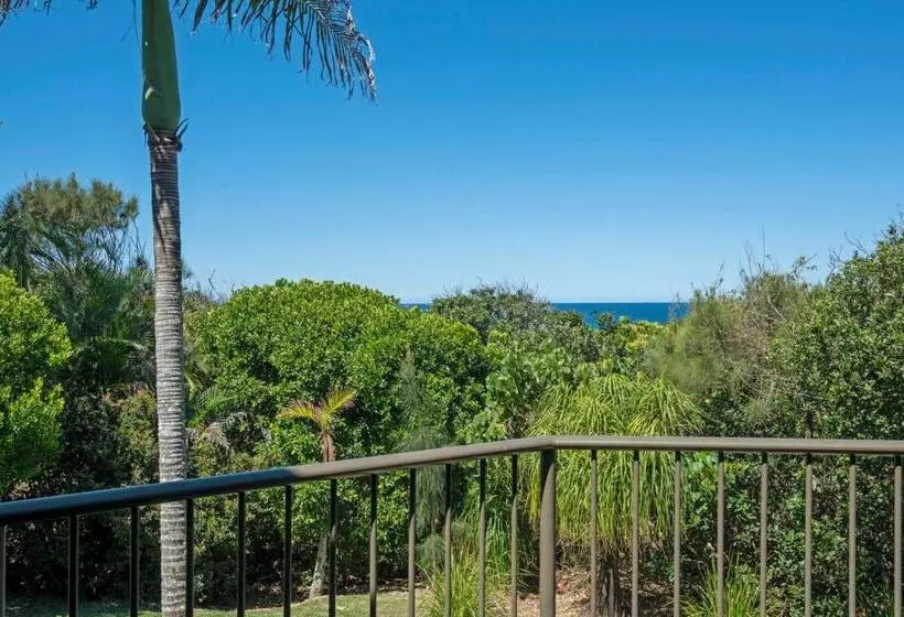 Glen Eden Beach Resort