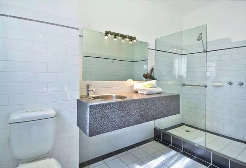 هتل Best Western Geelong Motor Inn & Serviced Apartments