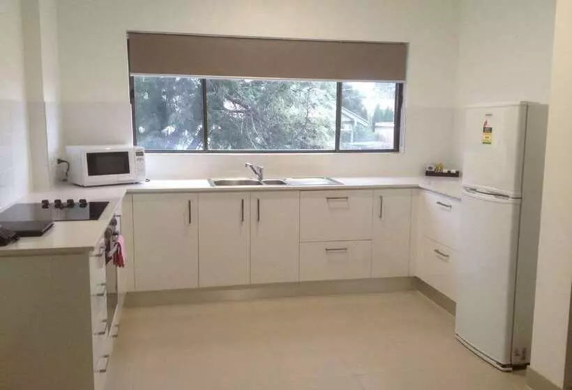 هتل Best Western Geelong Motor Inn & Serviced Apartments