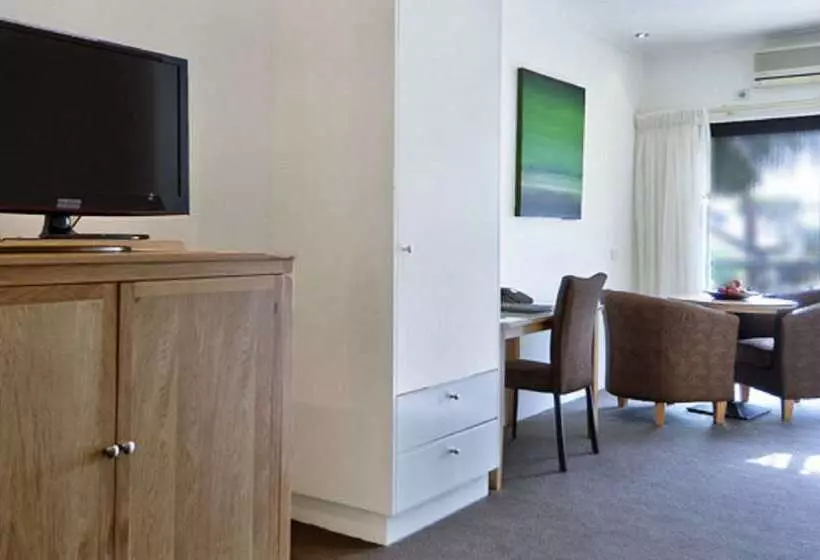 هتل Best Western Geelong Motor Inn & Serviced Apartments