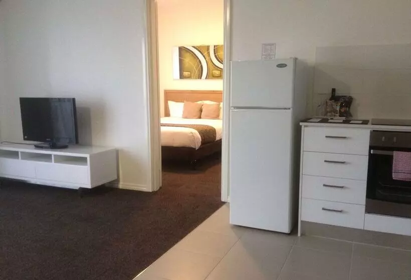 هتل Best Western Geelong Motor Inn & Serviced Apartments