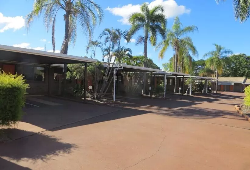 Отель Cattleman's Rest Motor Inn