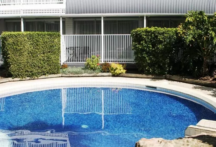 Отель Dalby Manor Motor Inn