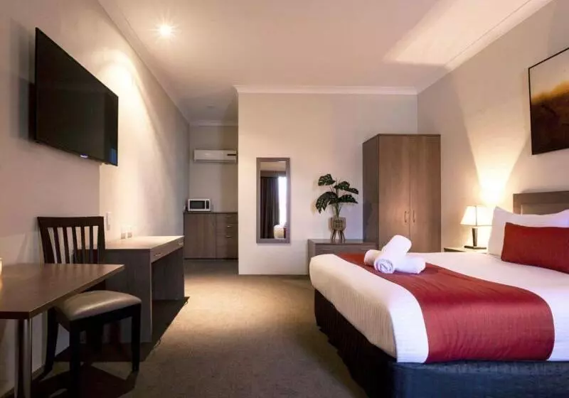 Hotelli Parkes International