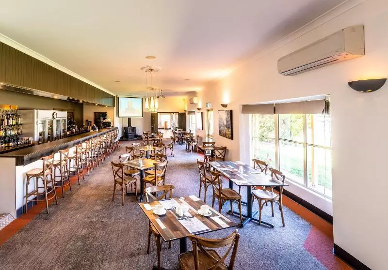 Hotelli Parkes International