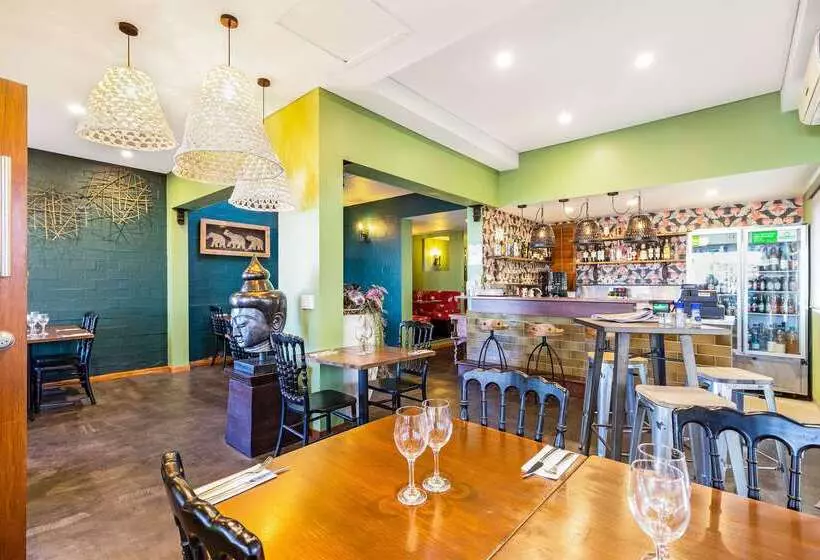 Airport Heritage Motel