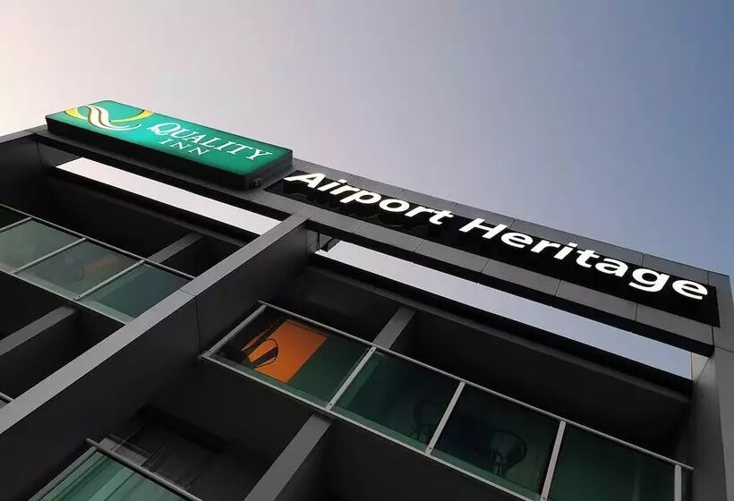 Airport Heritage Motel