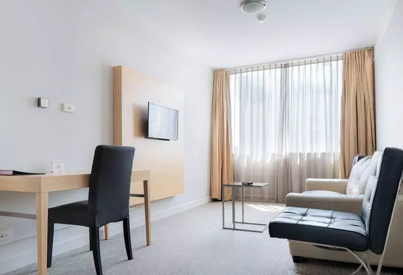 Quality Hotel Ambassador Perth