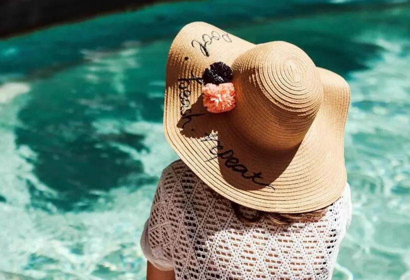 Курорт Greenmount Beach House