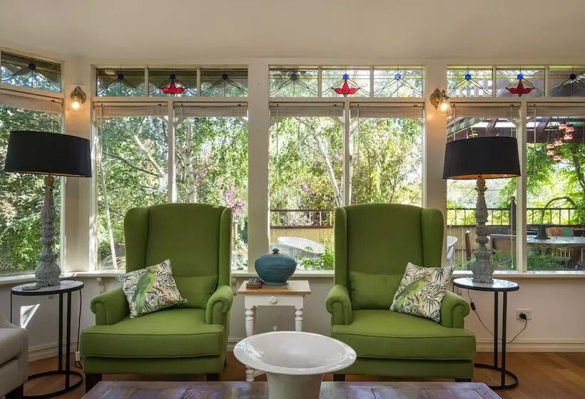 The Eaglehawk Country House Hotel Maldon