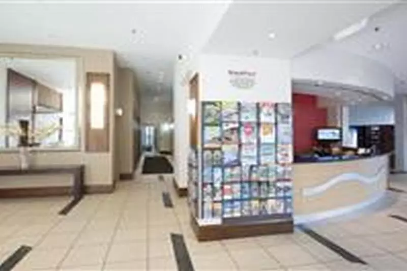 Breakfree Longbeach Resort