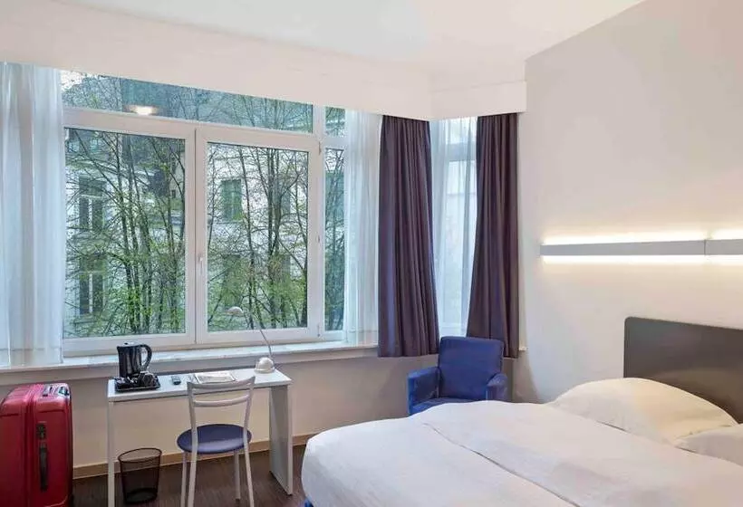 هتل Hôtel Argus By Happyculture