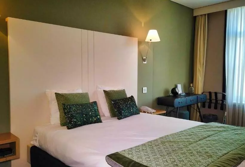 בית מלון כפרי T Zand